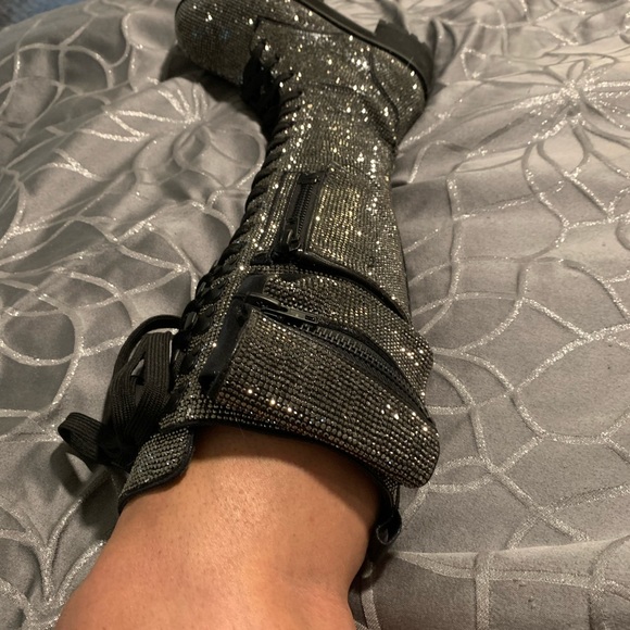 Dolls kill rhinestone combat boots size 6 - Picture 4 of 6